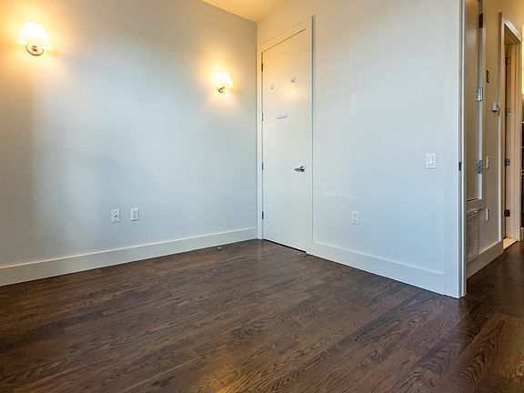 5th image of 179 Maujer St #4A