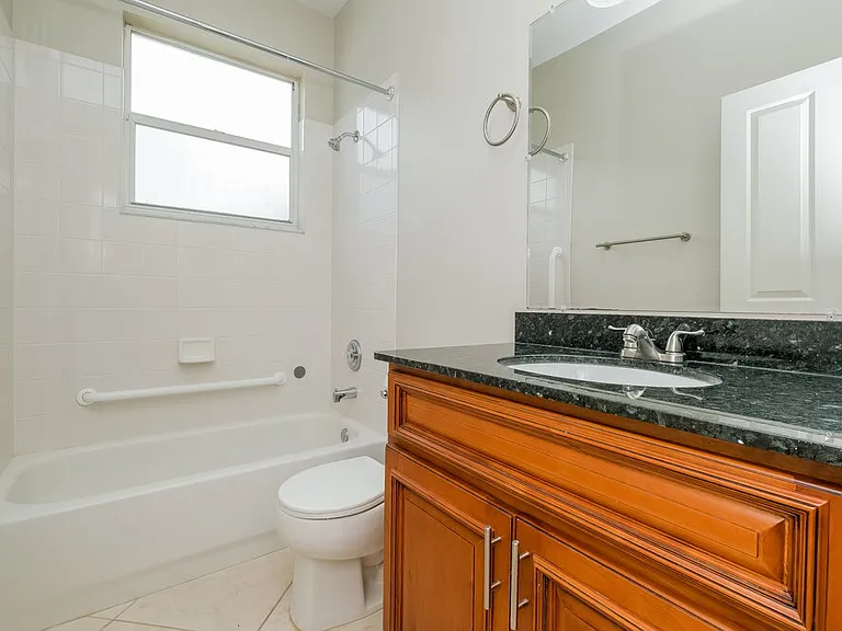 1046 Crimson Clover Ln — Photo 14