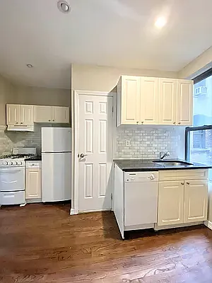 Rented by Corcoran | media 6