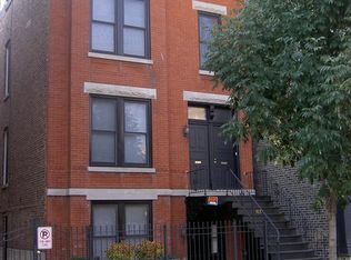 1121 W Belden Ave, Chicago, IL 60614