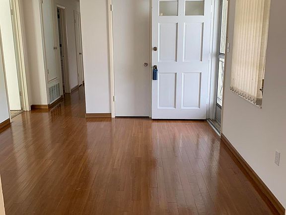 3rd image of 395 Delespine Ave