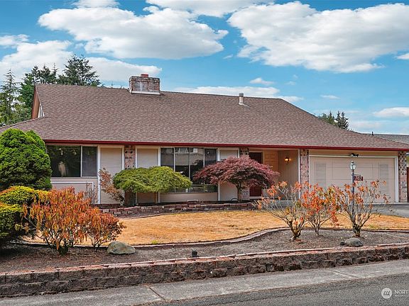 2nd image of 7412 97th Avenue SW