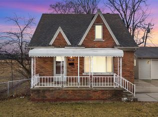 1925 Anne Ave, Lincoln Park, MI 48146