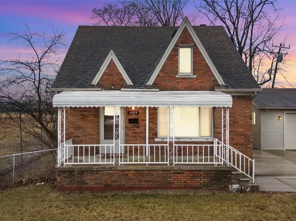 1925 Anne Ave, Lincoln Park, MI 48146