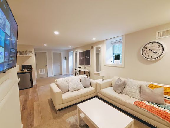 2nd image of 2078 Montrose Dr #B