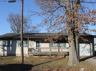 207 W Hamilton St, Energy, IL 62933