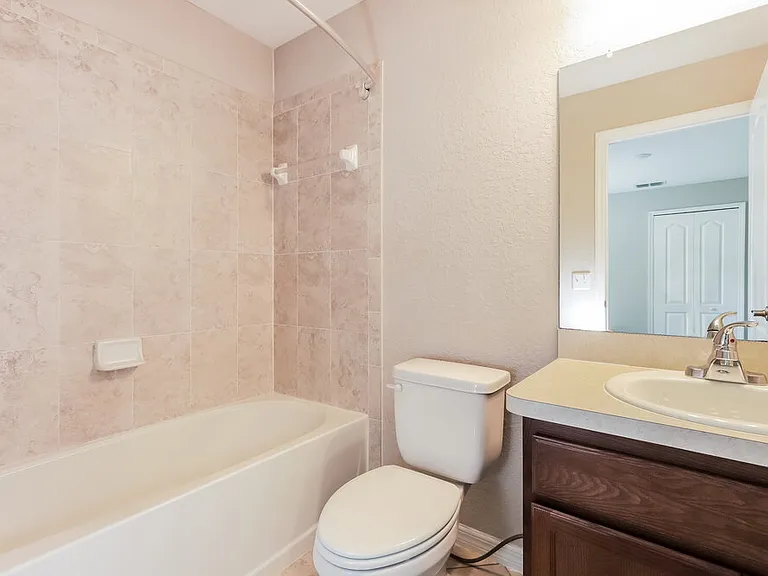 1873 Kingsmill Dr — Photo 17