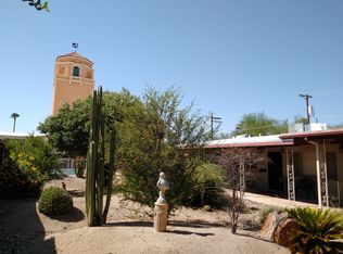 160 S Randolph Way, Tucson, AZ 85716