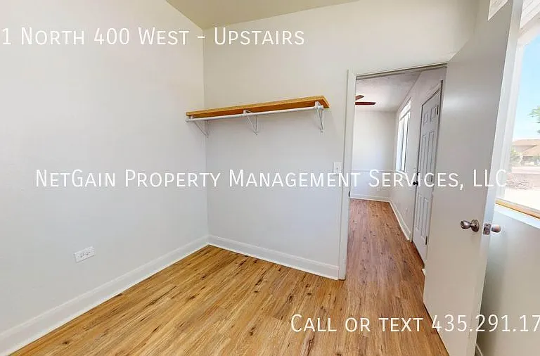 491 N 400 W #UPSTAIRS — Photo 7