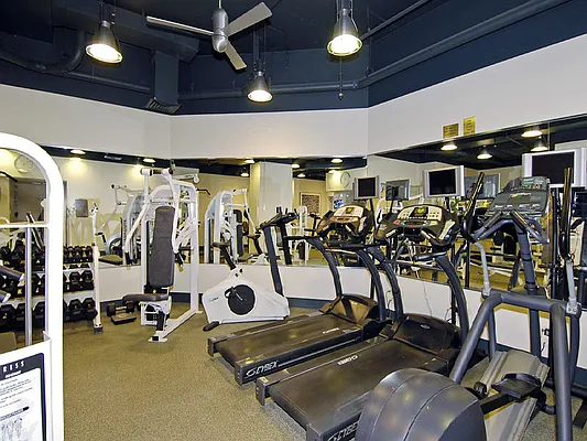 Sold by Sotheby's International Realty | media 35