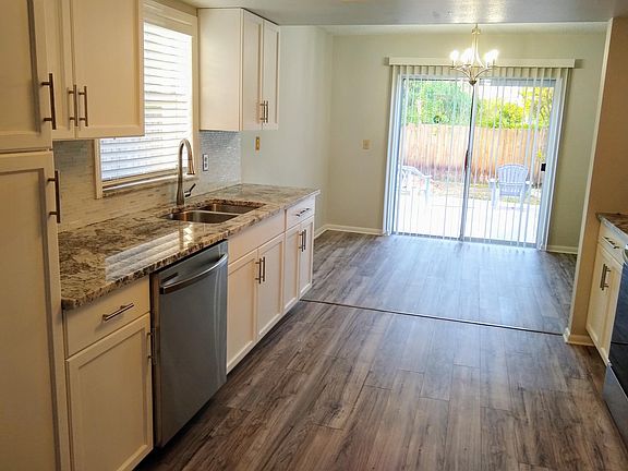 4th image of 12685 Gorda Cir E