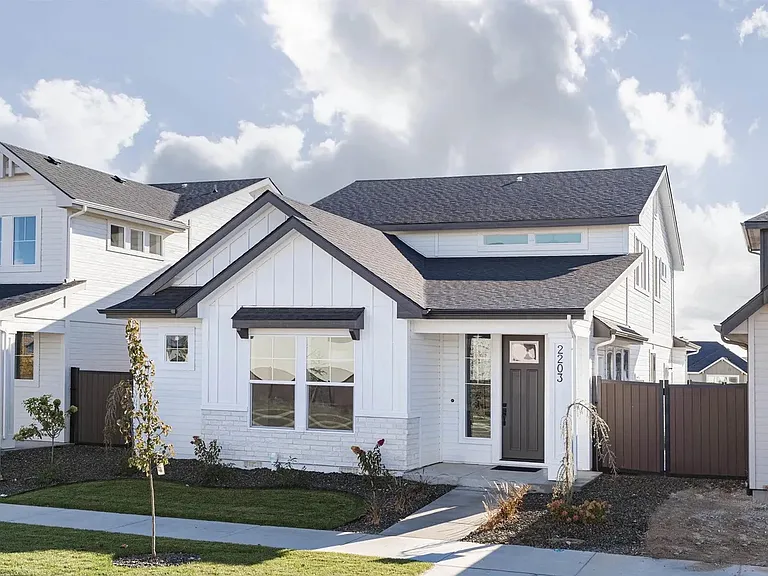 2203 E Hidcote St — Photo 1