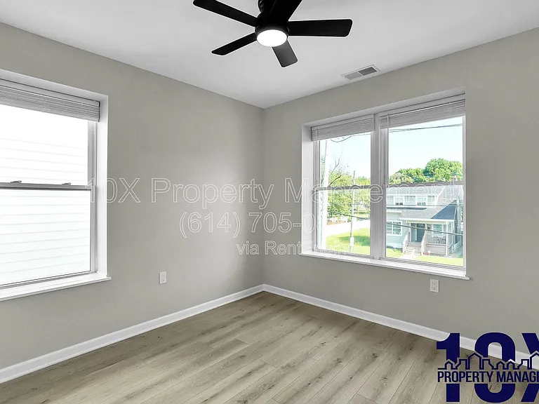 1213 E Whittier St — Photo 19