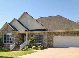 615 Secret Cove Ct, Moore, SC 29369