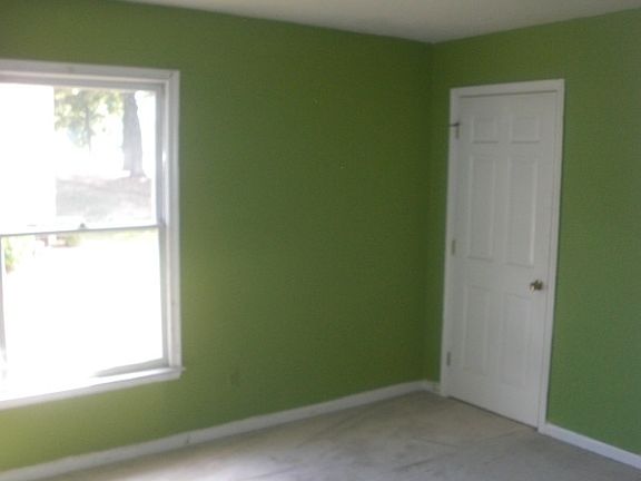 3rd image of 4610 Lawndale Dr Unit F