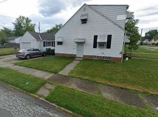 20701 Franklin Rd, Maple Heights, OH 44137