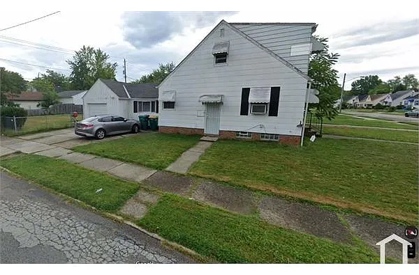 20701 Franklin Rd photo 1