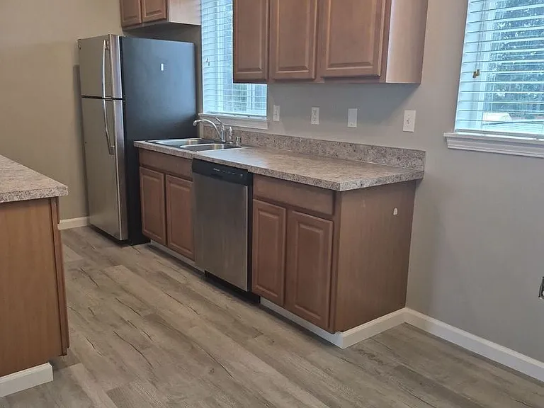 4026 S Pine St #3 — Photo 6
