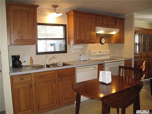 2nd image of 525 Riverleigh Ave Unit 130