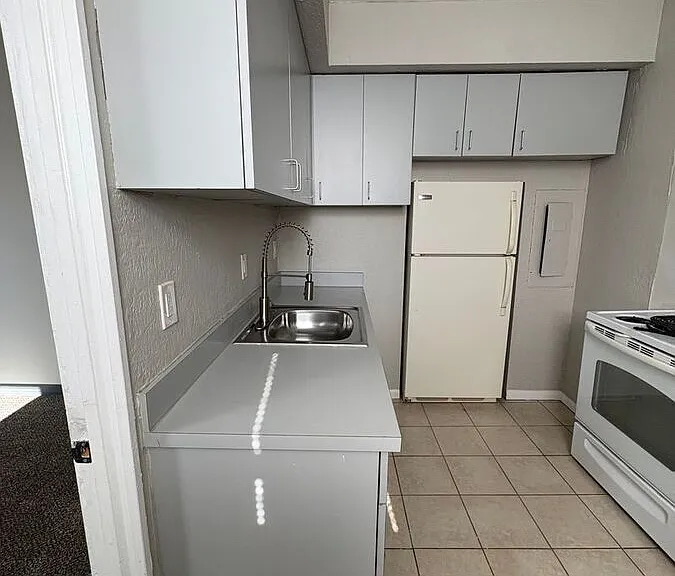 229 N Sandusky St #4 — Photo 10