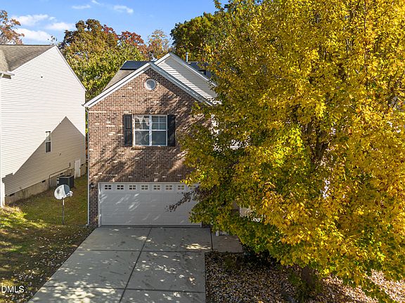 2nd image of 3748 Charleston Park Dr