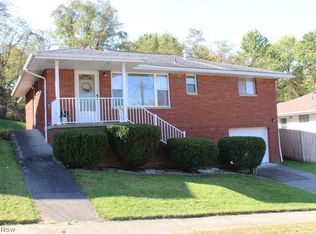 227 Denese Dr, Weirton, WV 26062