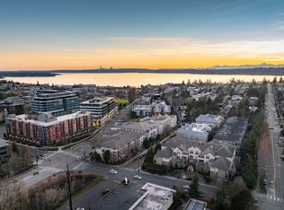 224 9th St APT G303, Kirkland, WA 98033
