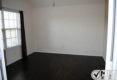 3rd image of 1450 Whitewater Dr