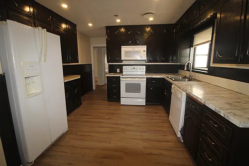 1309 Carol Way Photo 1