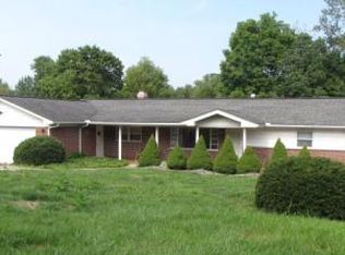 99 Rider Dr, Beckley, WV 25801
