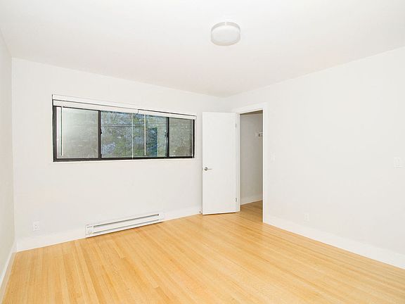 5th image of 660 Clipper St APT 422