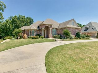 9 Heritage Pl, Greenville, TX 75402