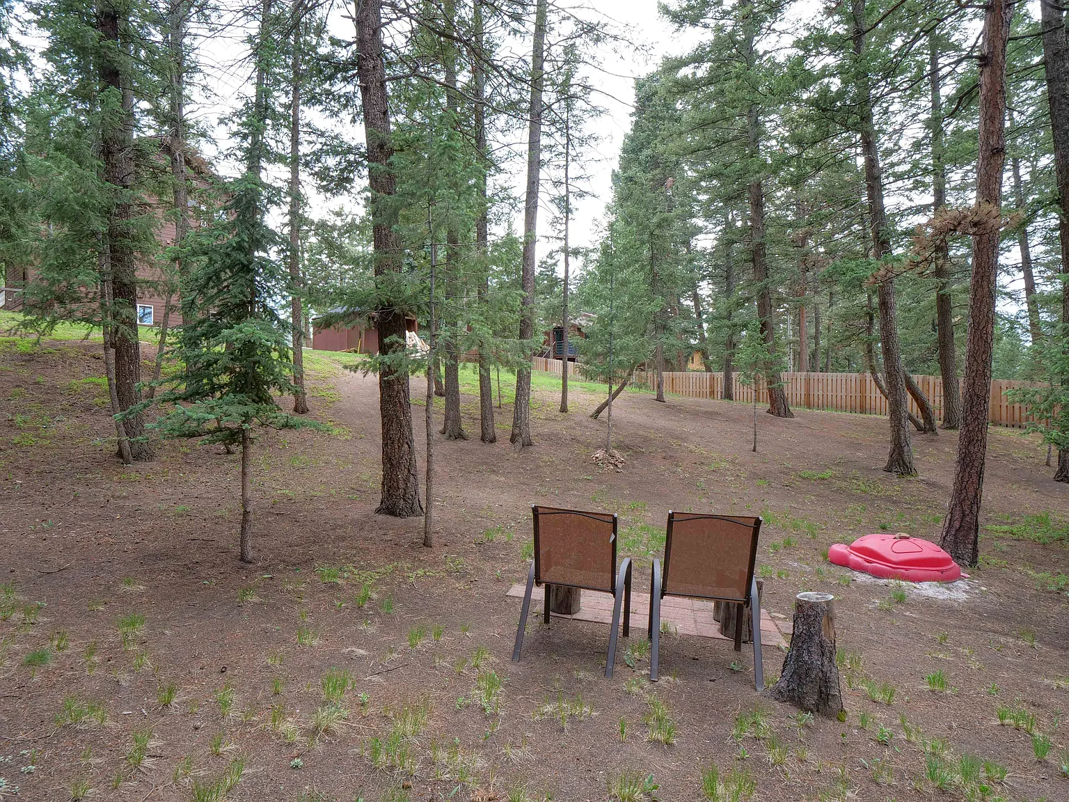 4 bed, 2050 sqft, $3,700 — Photo 3