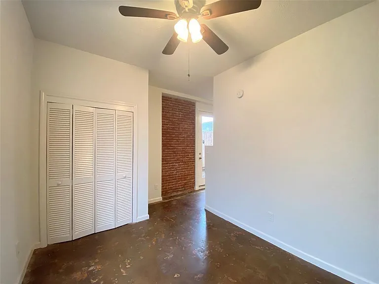 1112 Lawrence St #7 — Photo 10