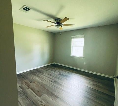 5th image of 505 Carrie Dr #1