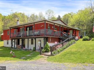 2390 Rhine Hollow Rd, East Waterford, PA 17021