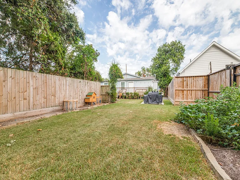 5110 Cochran St — Photo 25