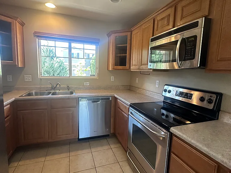 6934 Harrier Dr — Photo 32