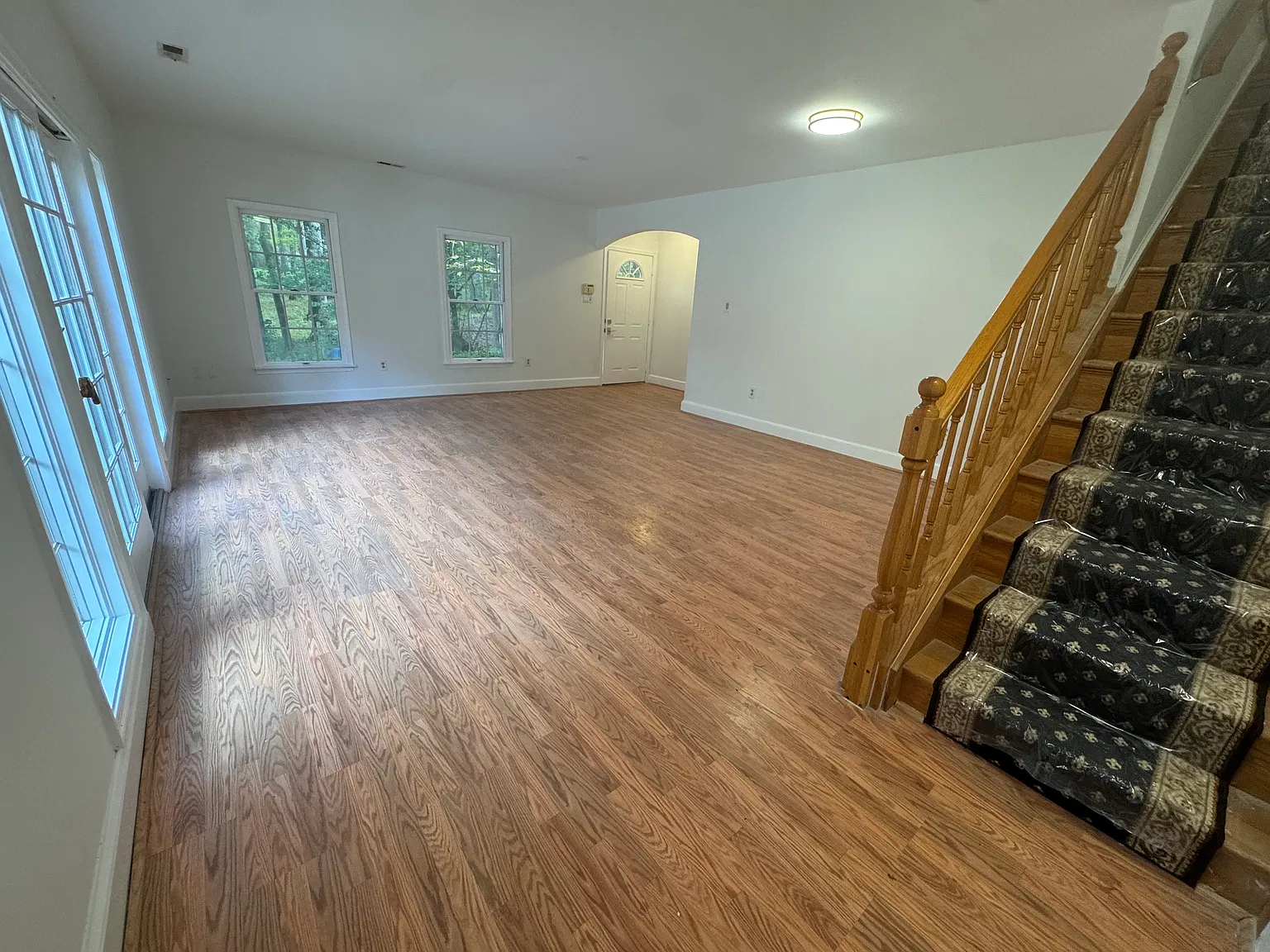 1 bed, 1700 sqft, $2,500 — Photo 2