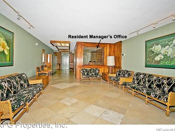 3rd image of 920 Ward Ave APT 11B