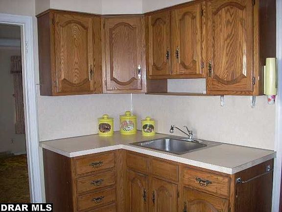 3rd image of 3924 19th St