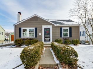 608 S Florence Ave, Bloomington, IL 61701