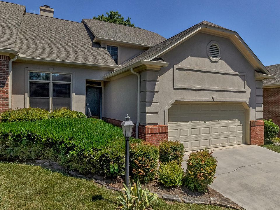 1st image of 8003 Thistle Ln