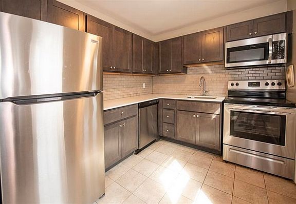 5th image of 203 Main St #6300-032