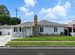 1060 W 210th St, Torrance, CA 90502