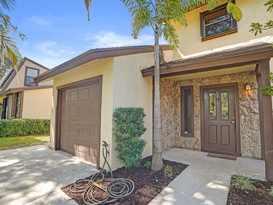 1st image of 1065 RAINTREE Lane