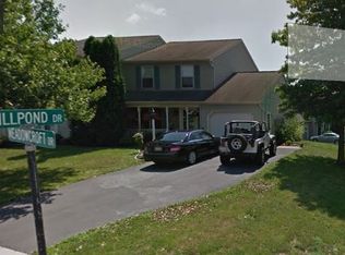 101 Meadowcroft Dr, Lancaster, PA 17603