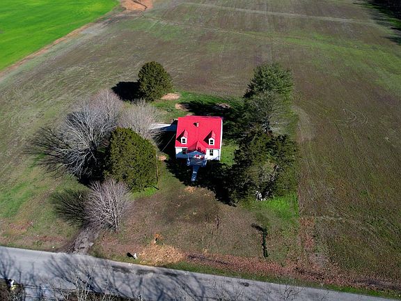 3rd image of 315 Honey Ln
