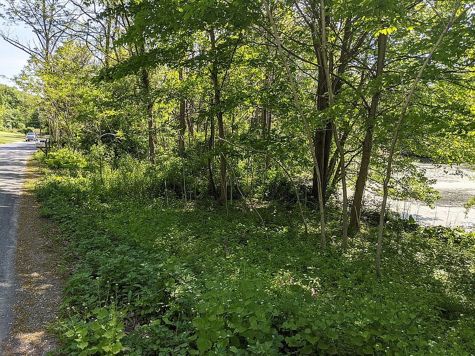 2nd image of Dutch Hollow Rd