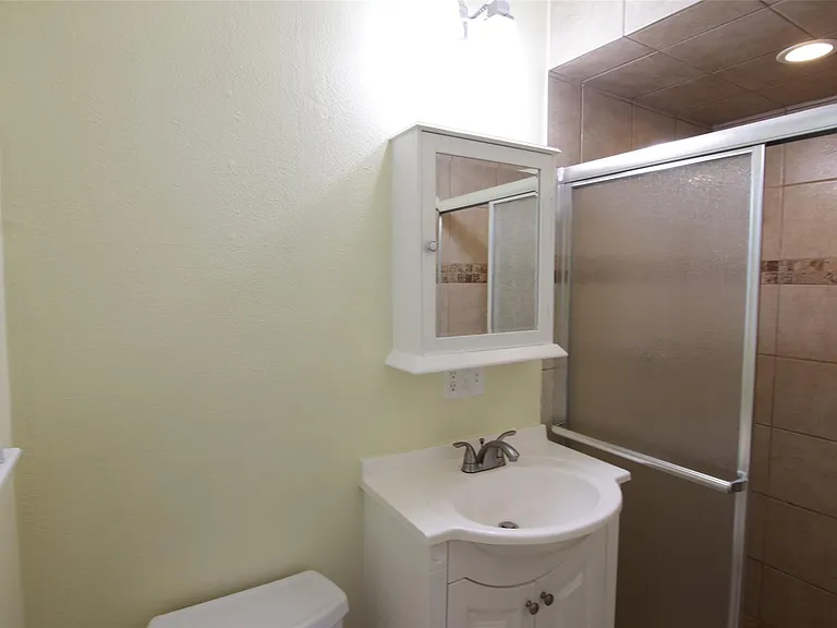 6601 Stroud Dr — Photo 12